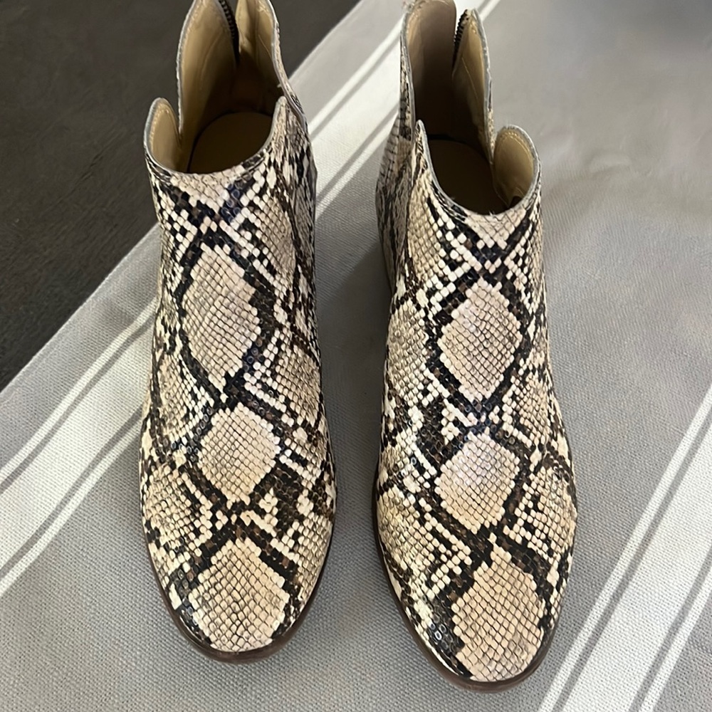 Boots / Booties